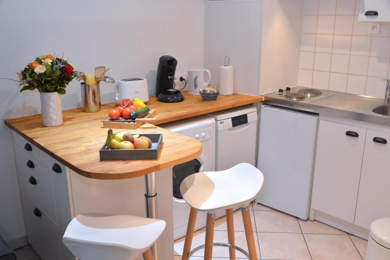 Appartement La Terrasse Sur Cour Colmar Bagian luar foto