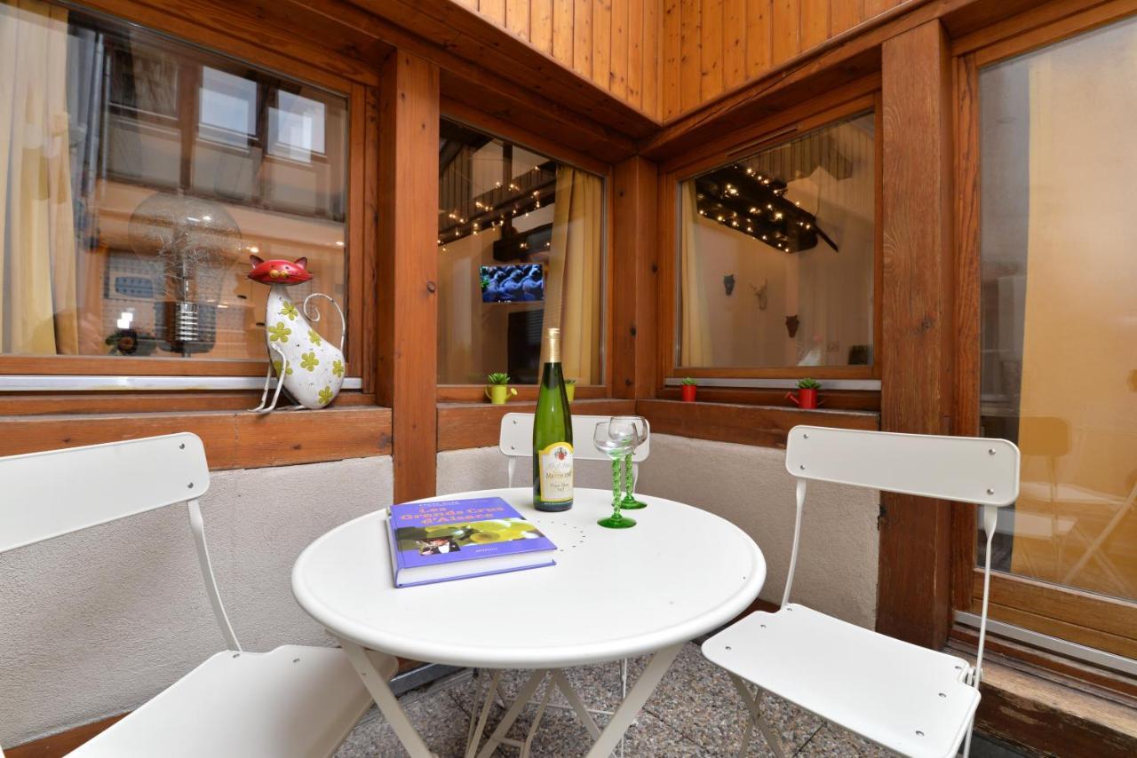 Appartement La Terrasse Sur Cour Colmar Bagian luar foto